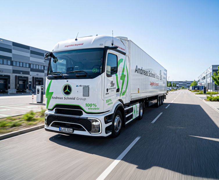 E-Lkw on the road
